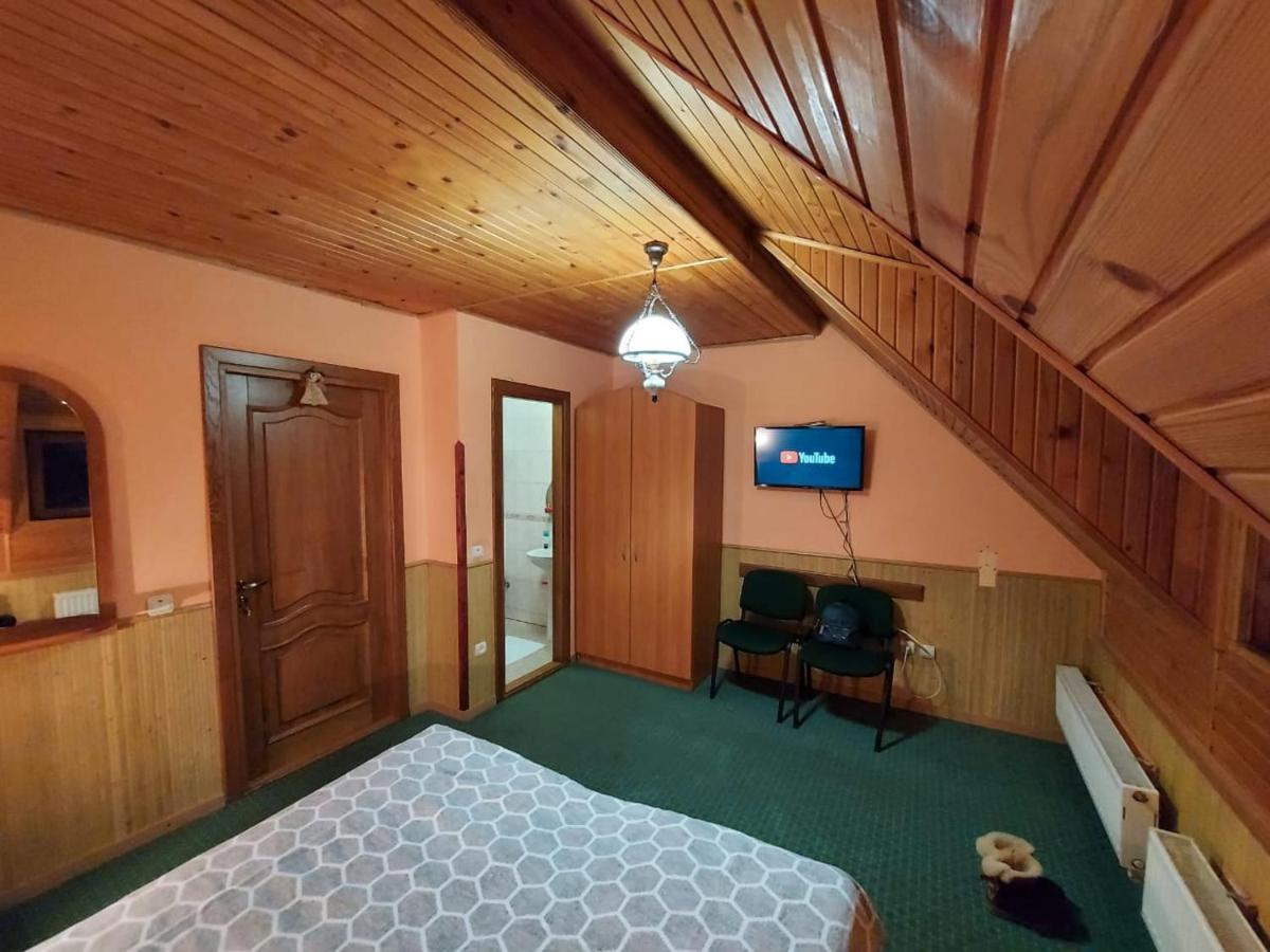 Затишок Villa Tysovets Exterior foto
